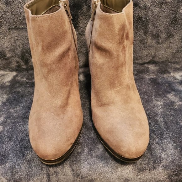 Lauren Conrad Addisonn Bootie - Picture 3 of 5